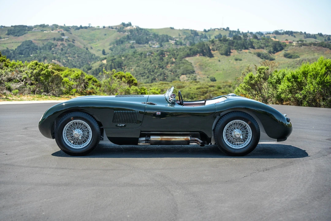 Jaguar Replica - Image 24 of 31