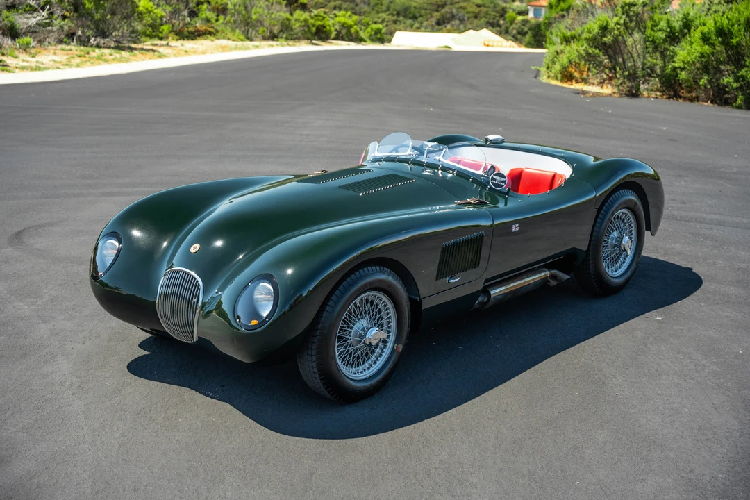 Jaguar Replica - Image 20 of 31