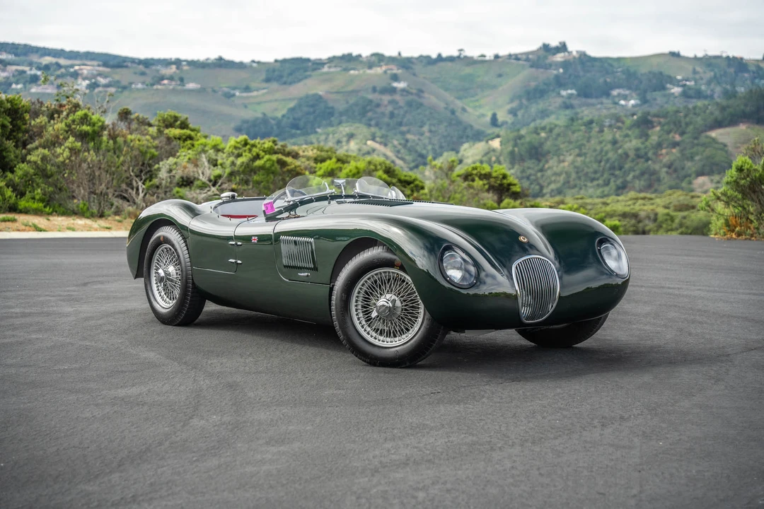 Jaguar Replica - Image 5 of 31