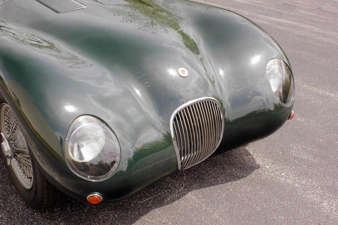 Jaguar Replica - Image 14 of 31
