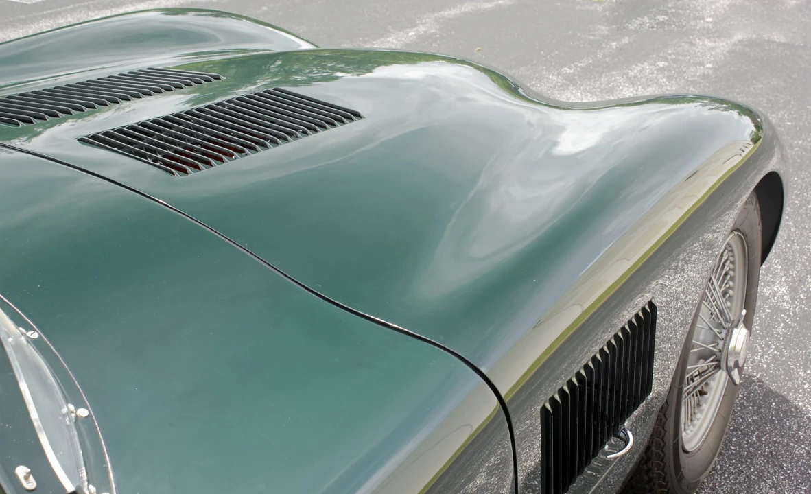 Jaguar Replica - Image 27 of 31