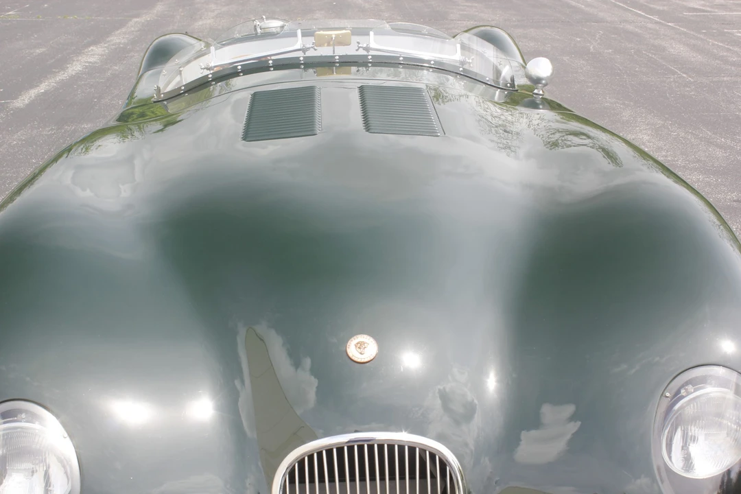 Jaguar Replica - Image 17 of 31