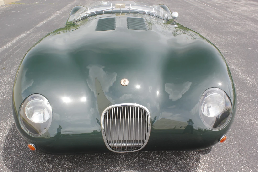 Jaguar Replica - Image 11 of 31