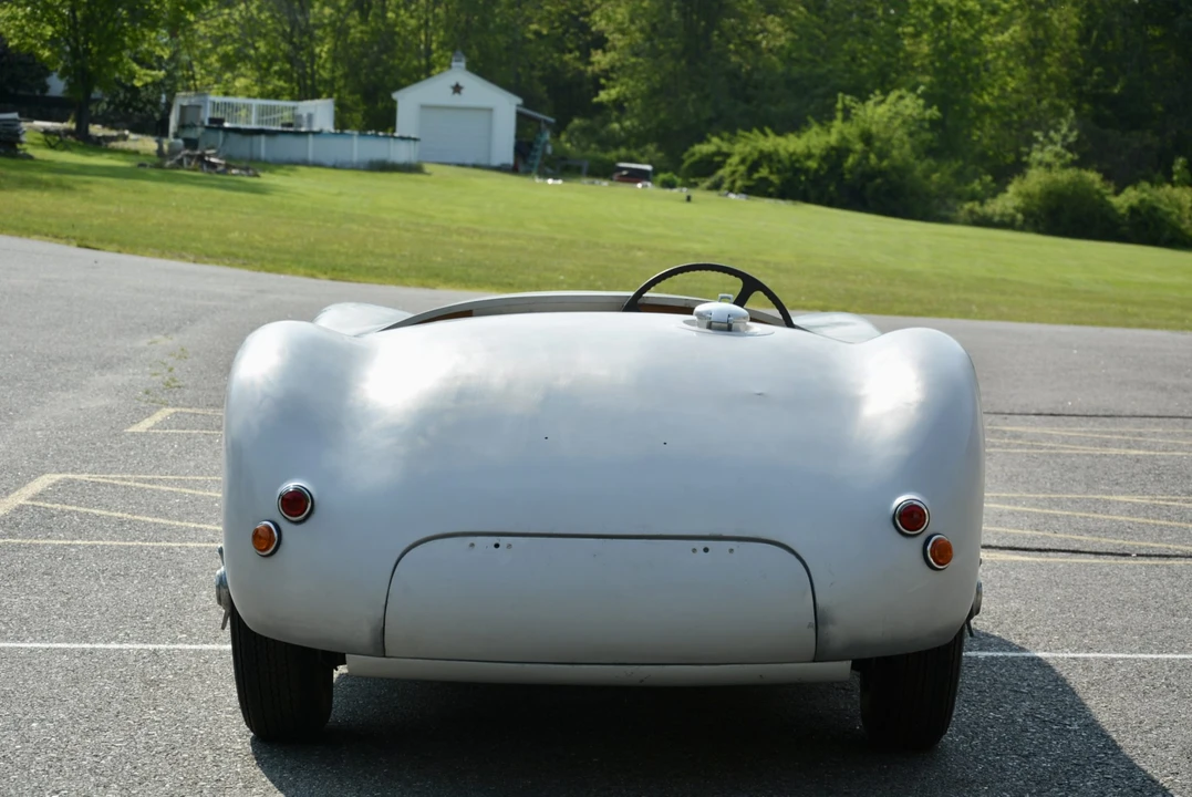 Jaguar Replica - Image 16 of 31