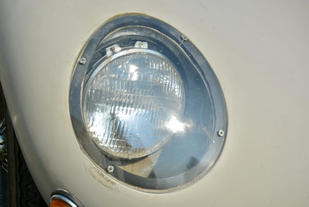 Jaguar Replica - Image 24 of 31