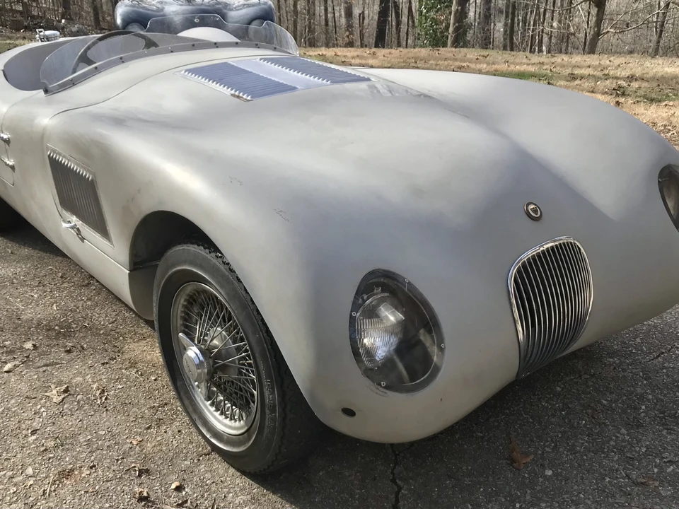 Jaguar Replica - Image 9 of 31
