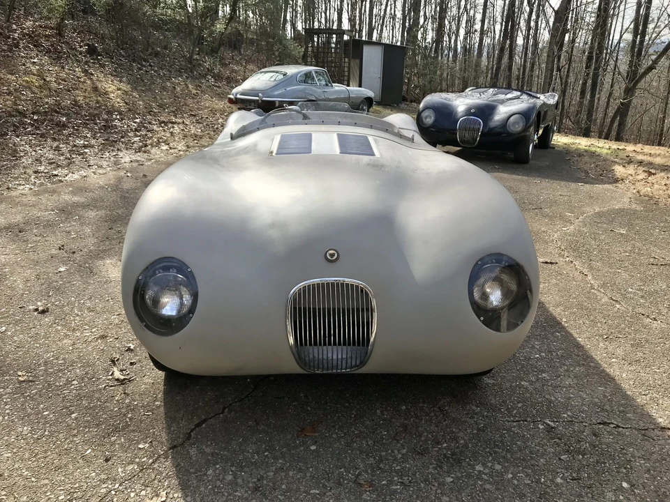Jaguar Replica - Image 3 of 31