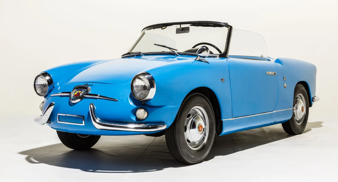 Abarth 750 - Image 2 of 8