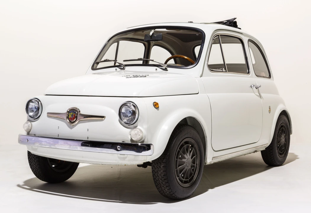 Abarth 850 - Image 2 of 9