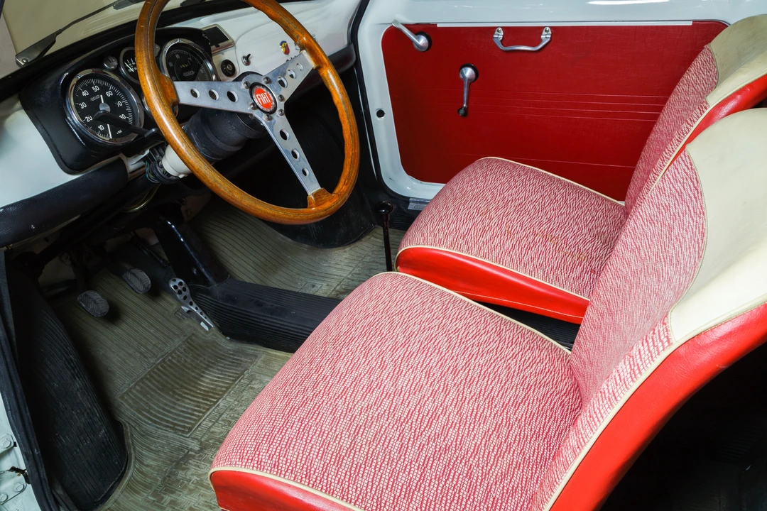 Abarth 850 - Image 7 of 9