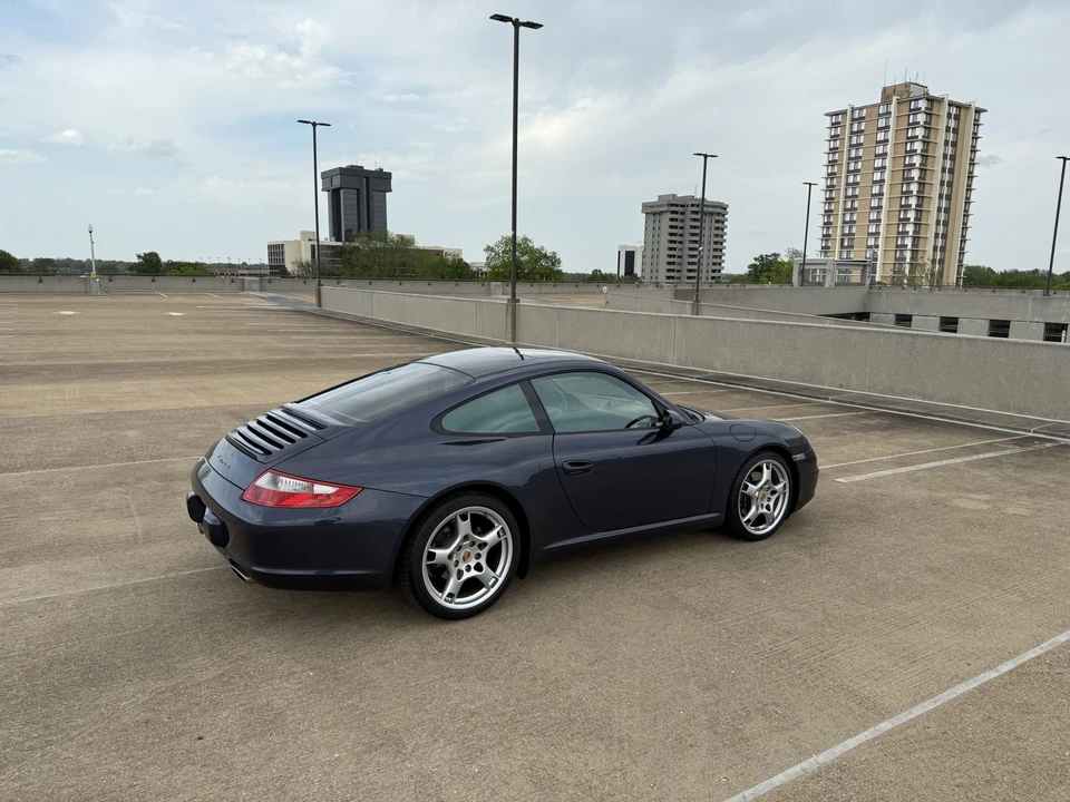 2005 Porsche 997 Carrera - Image 8 of 31