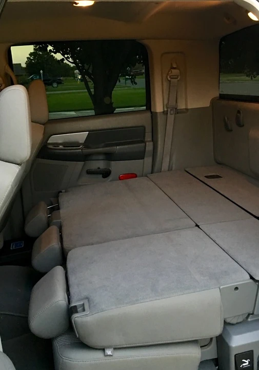 2006 Ram 3500 - Image 6 of 6
