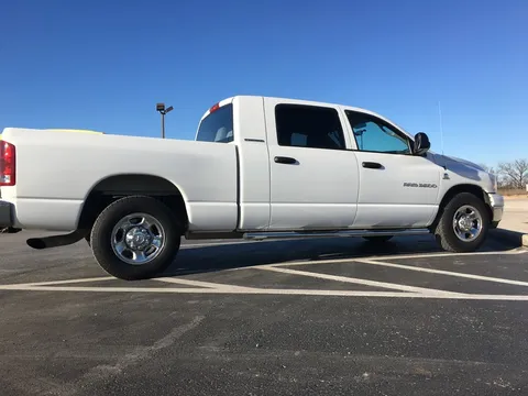 2006 Dodge Ram 3500 HD SLT Mega Cab