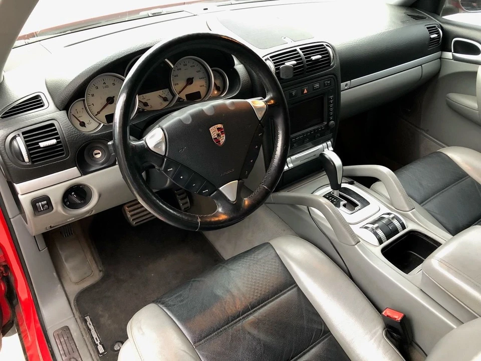 2006 Porsche 955/957 Cayenne S - Image 2 of 13