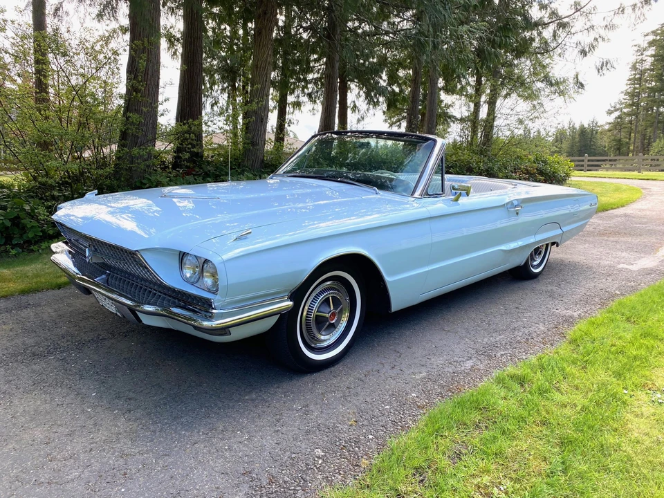 1966 Ford Thunderbird 4th Gen - Image 26 of 31
