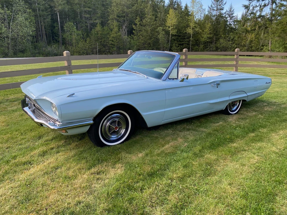 1966 Ford Thunderbird 4th Gen - Image 24 of 31