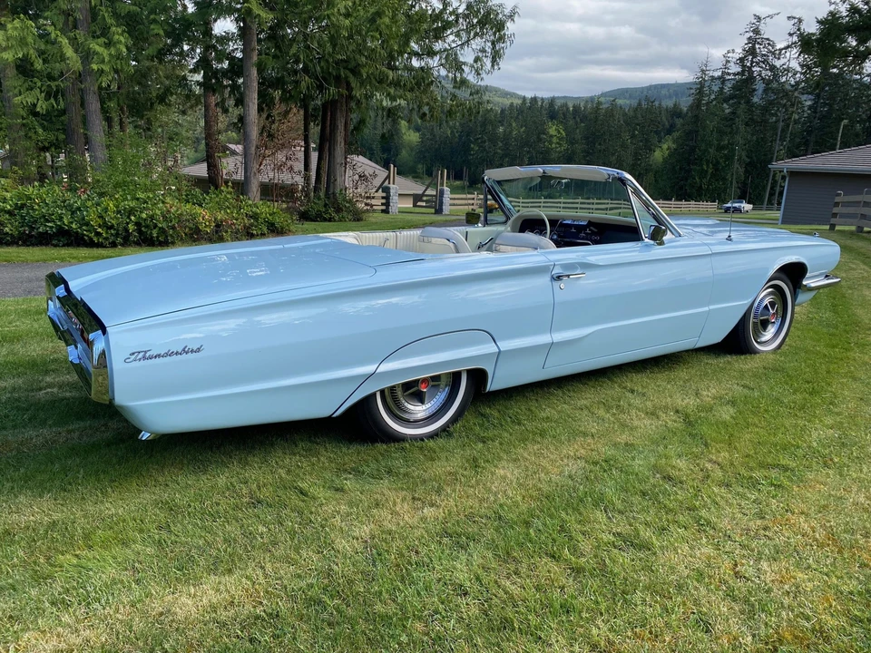 1966 Ford Thunderbird 4th Gen - Image 16 of 31