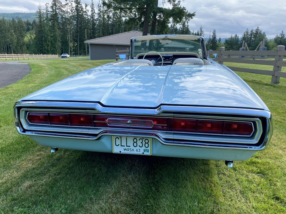 1966 Ford Thunderbird 4th Gen - Image 17 of 31