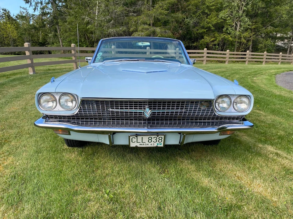 1966 Ford Thunderbird 4th Gen - Image 10 of 31