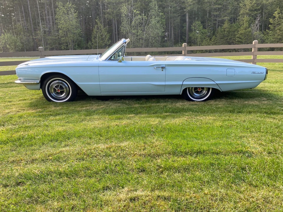 1966 Ford Thunderbird 4th Gen - Image 22 of 31