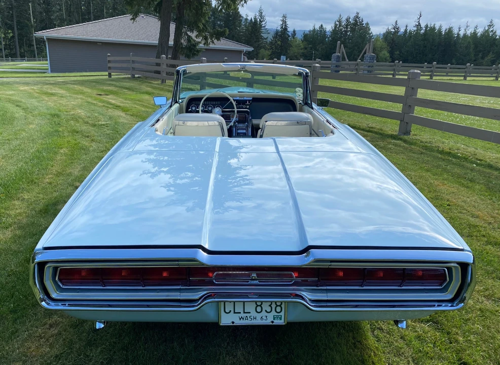 1966 Ford Thunderbird 4th Gen - Image 19 of 31