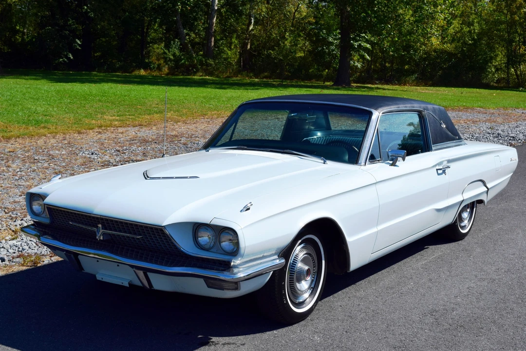1966 Ford Thunderbird 4th Gen - Image 2 of 31
