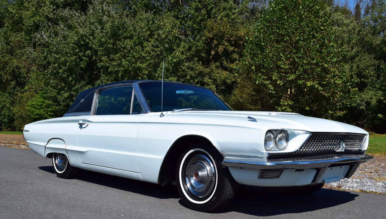 1966 Ford Thunderbird 4th Gen - Image 25 of 31
