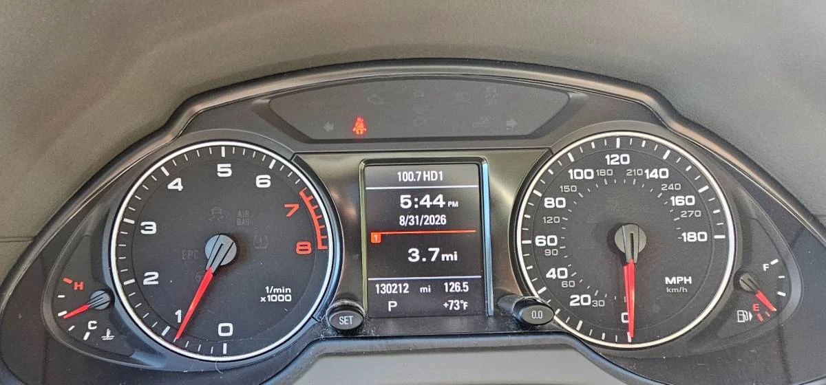2011 Audi 8R Q5 - Image 3 of 24