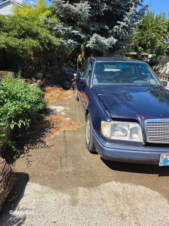 1994 Mercedes-Benz W124 E-Class - Image 3 of 3