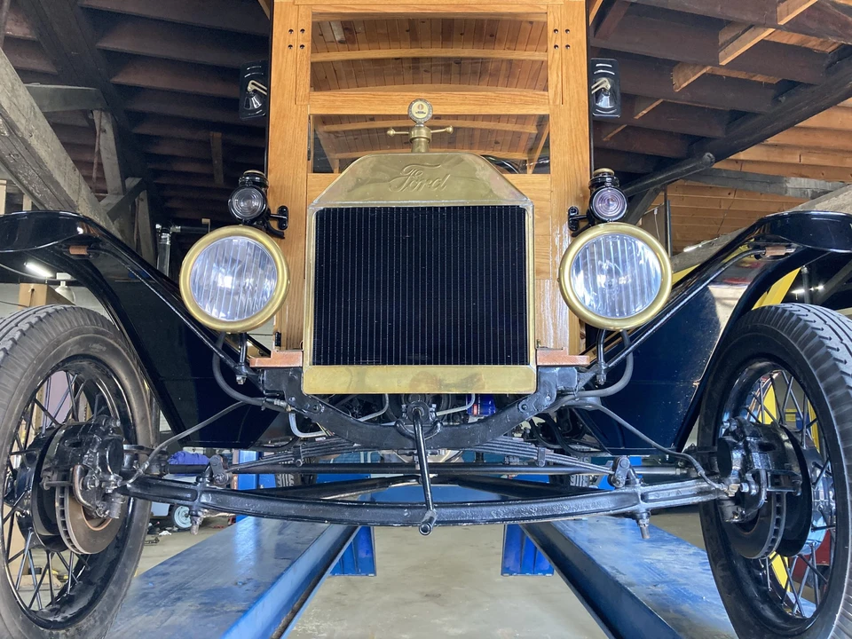 Ford Model T - Image 9 of 31