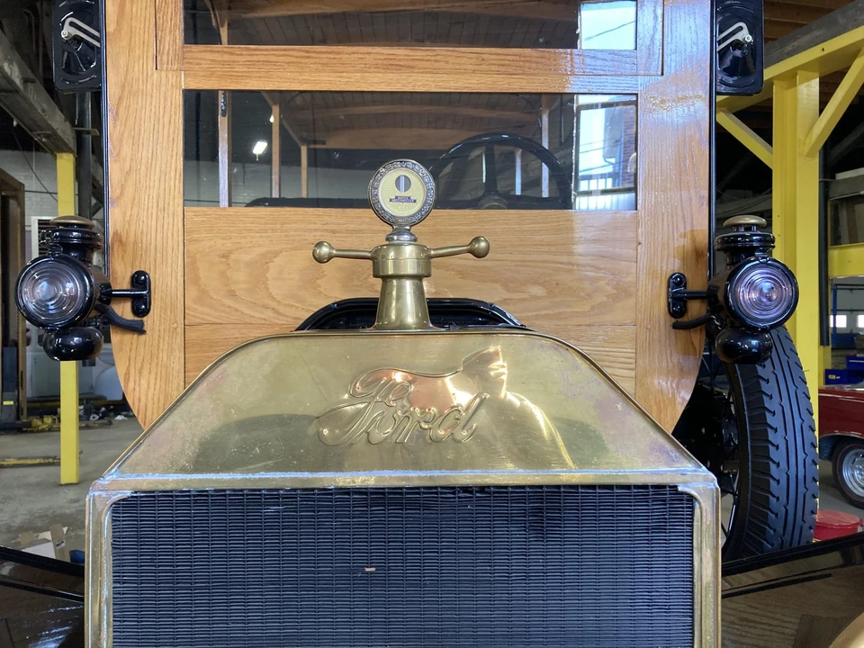 Ford Model T - Image 11 of 31