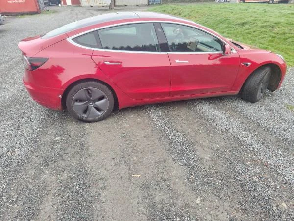 2019 Tesla Model 3 - Image 6 of 10