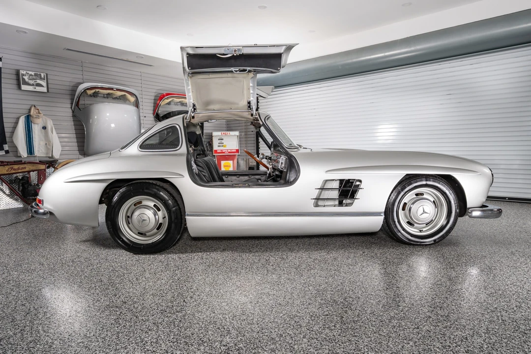 Mercedes-Benz 300SL Gullwing - Image 14 of 31