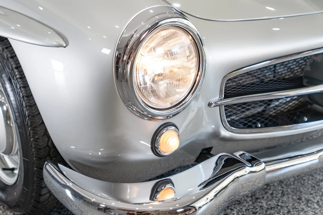 Mercedes-Benz 300SL Gullwing - Image 25 of 31