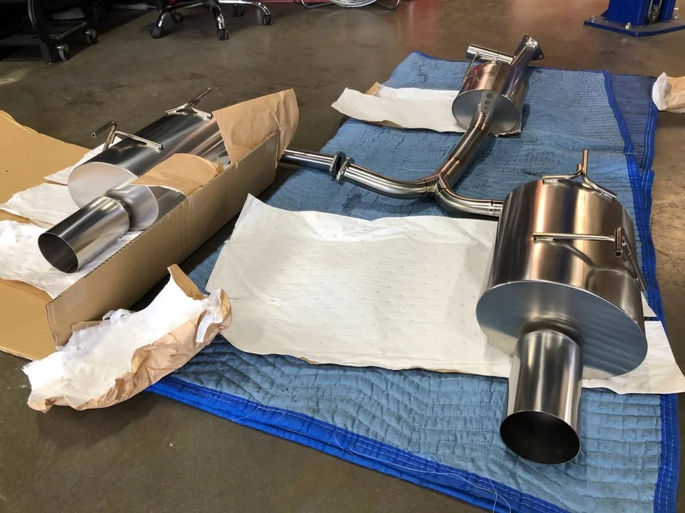 Parts & Memorabilia Mechanical Components - Image 2 of 4