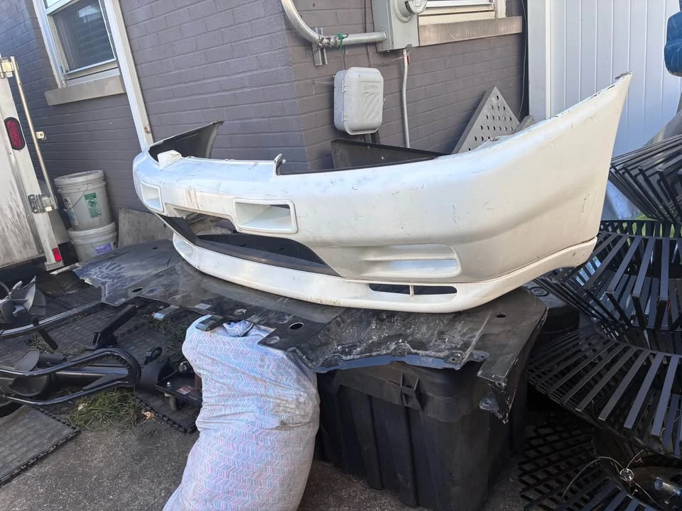Parts & Memorabilia Bodywork - Image 3 of 5