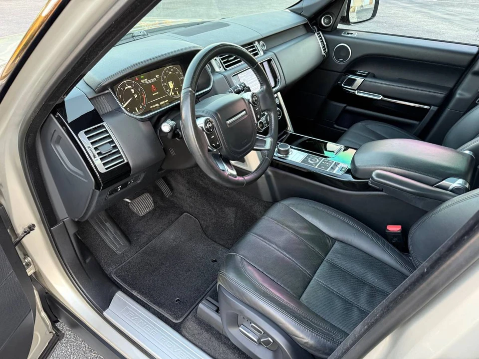 2014 Land Rover Range Rover L405 - Image 2 of 24