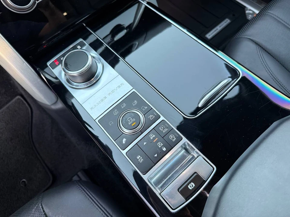 2014 Land Rover Range Rover L405 - Image 8 of 24