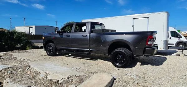 2022 Ram 3500 - Image 6 of 18