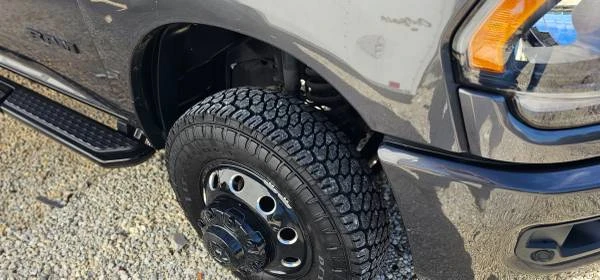 2022 Ram 3500 - Image 7 of 18