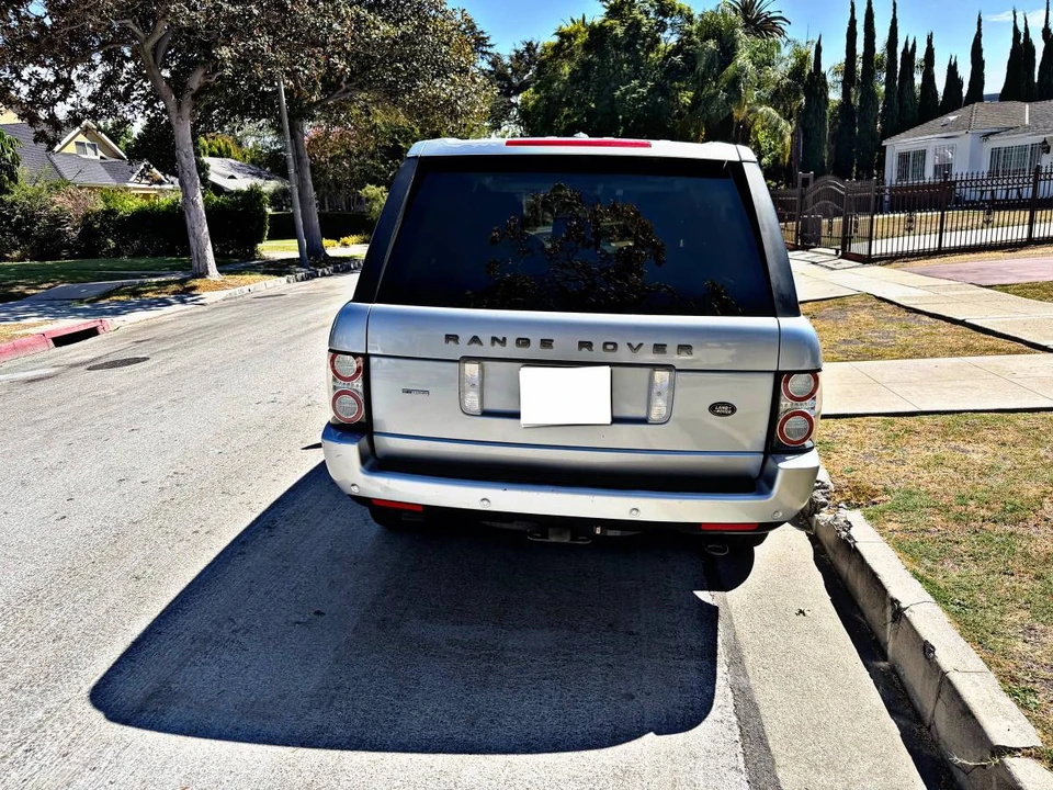 2010 Land Rover Range Rover L322 - Image 15 of 24