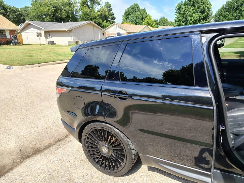 2016 Land Rover Range Rover L405 - Image 2 of 24
