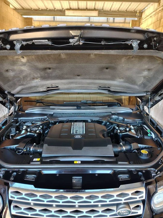 2016 Land Rover Range Rover L405 - Image 10 of 24