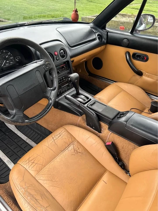 1995 Mazda NA MX-5 Miata - Image 7 of 8
