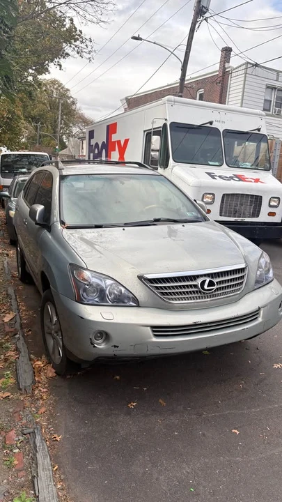 2008 Lexus RX 2nd Gen - Image 2 of 4