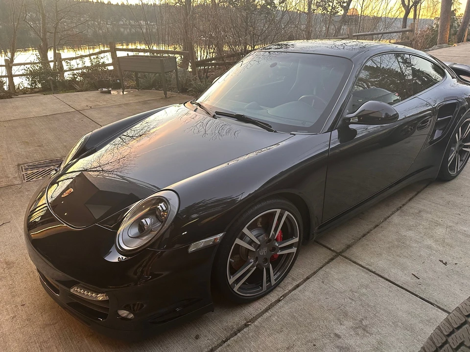 2011 Porsche 997 Turbo - Image 2 of 9