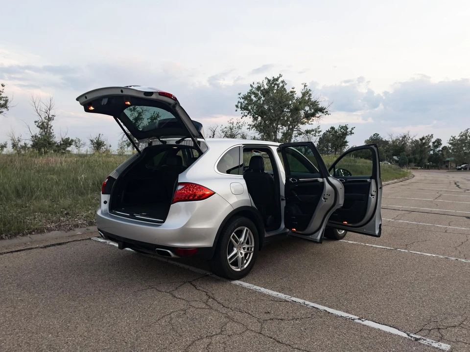 2013 Porsche 958 Cayenne - Image 15 of 16