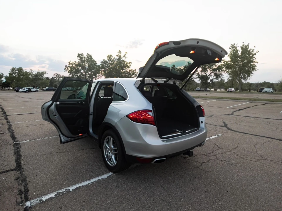 2013 Porsche 958 Cayenne - Image 16 of 16