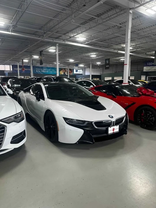 BMW i8 - Image 3 of 5