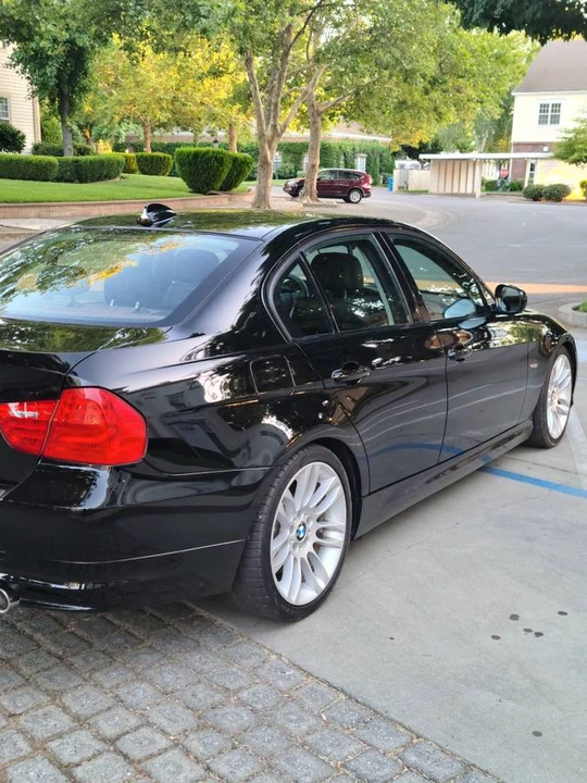 2011 BMW E90 335i Sedan - Image 5 of 13